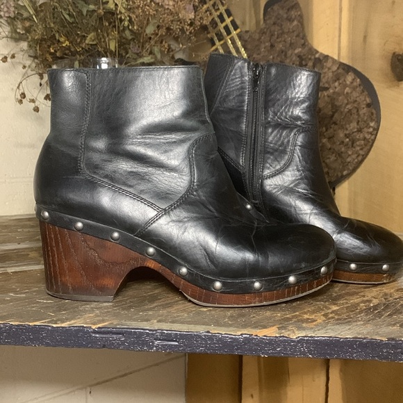 Lucky Brand Yasamin Studded Leather Booties - Picture 3 of 11